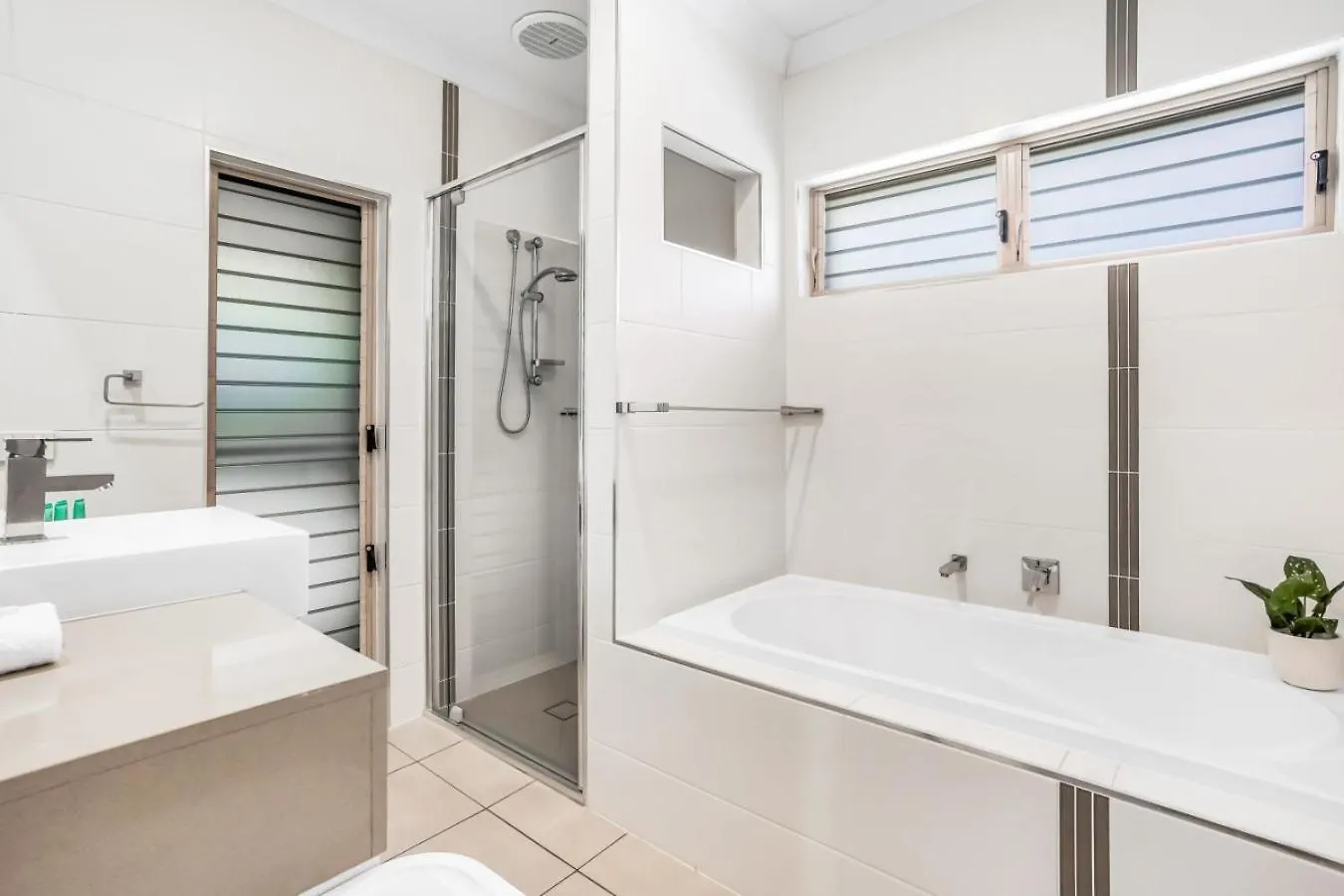 Villa Jacana At Port Douglas