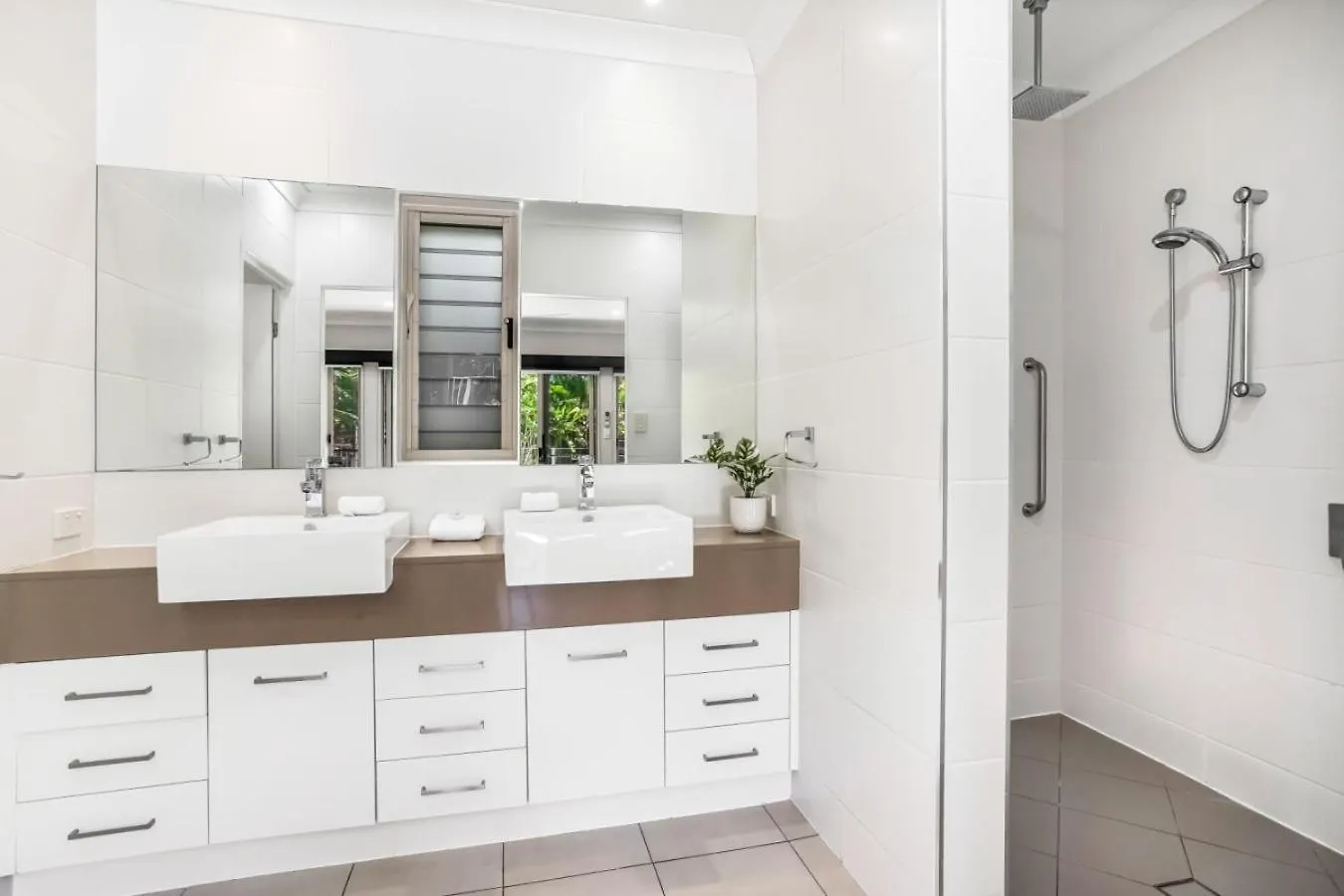 Villa Jacana At Port Douglas 0*,